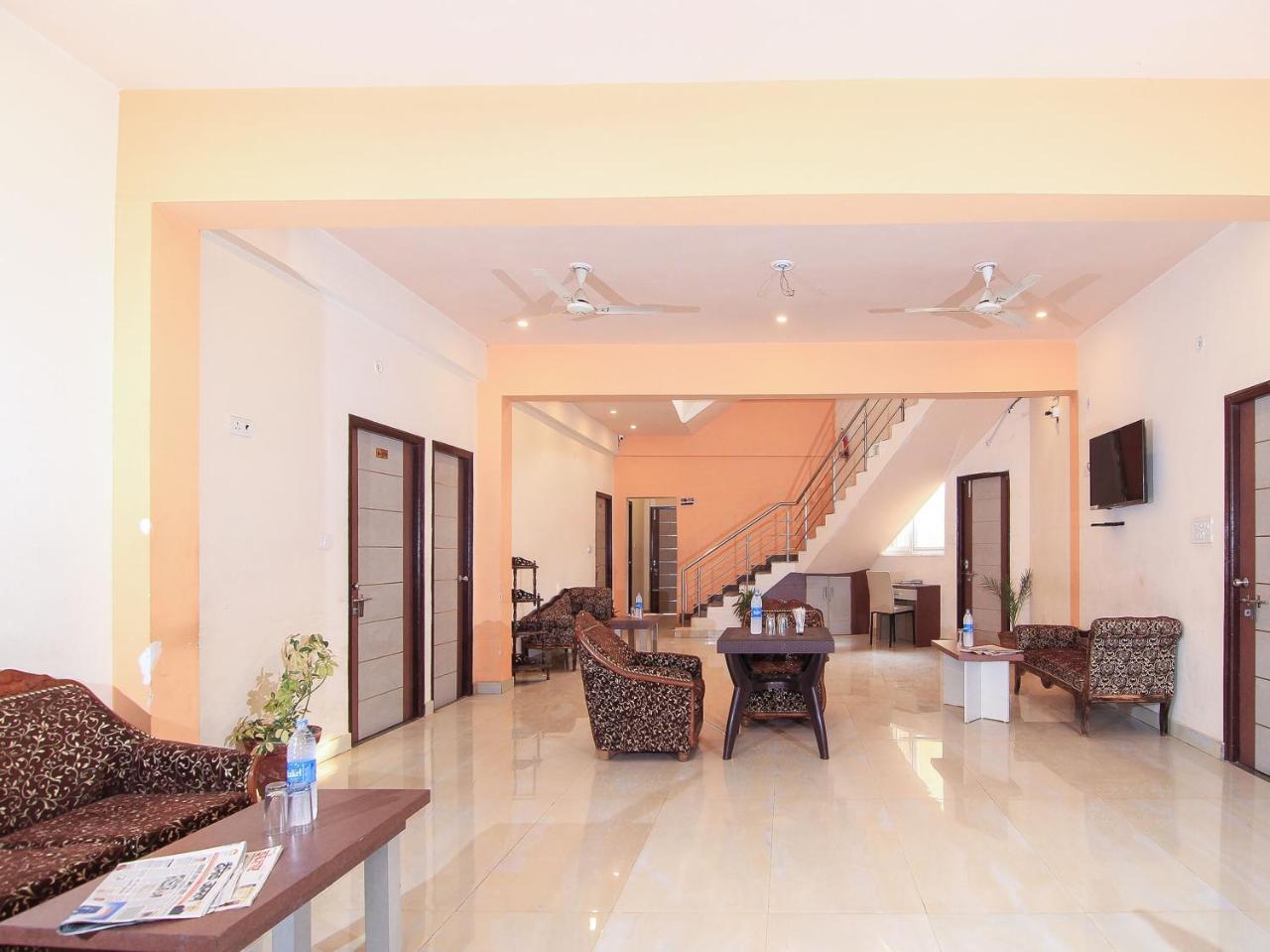 Hotel Maple Delite Lucknow Exterior foto